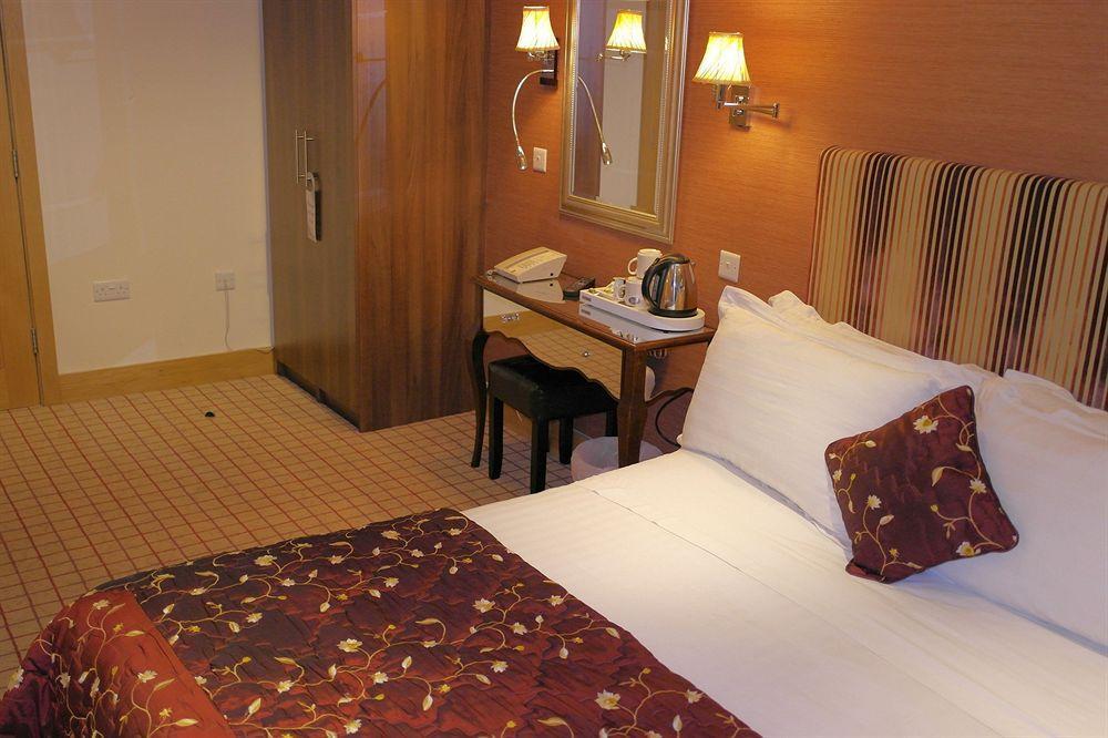Newcastle Jesmond Hotel Экстерьер фото